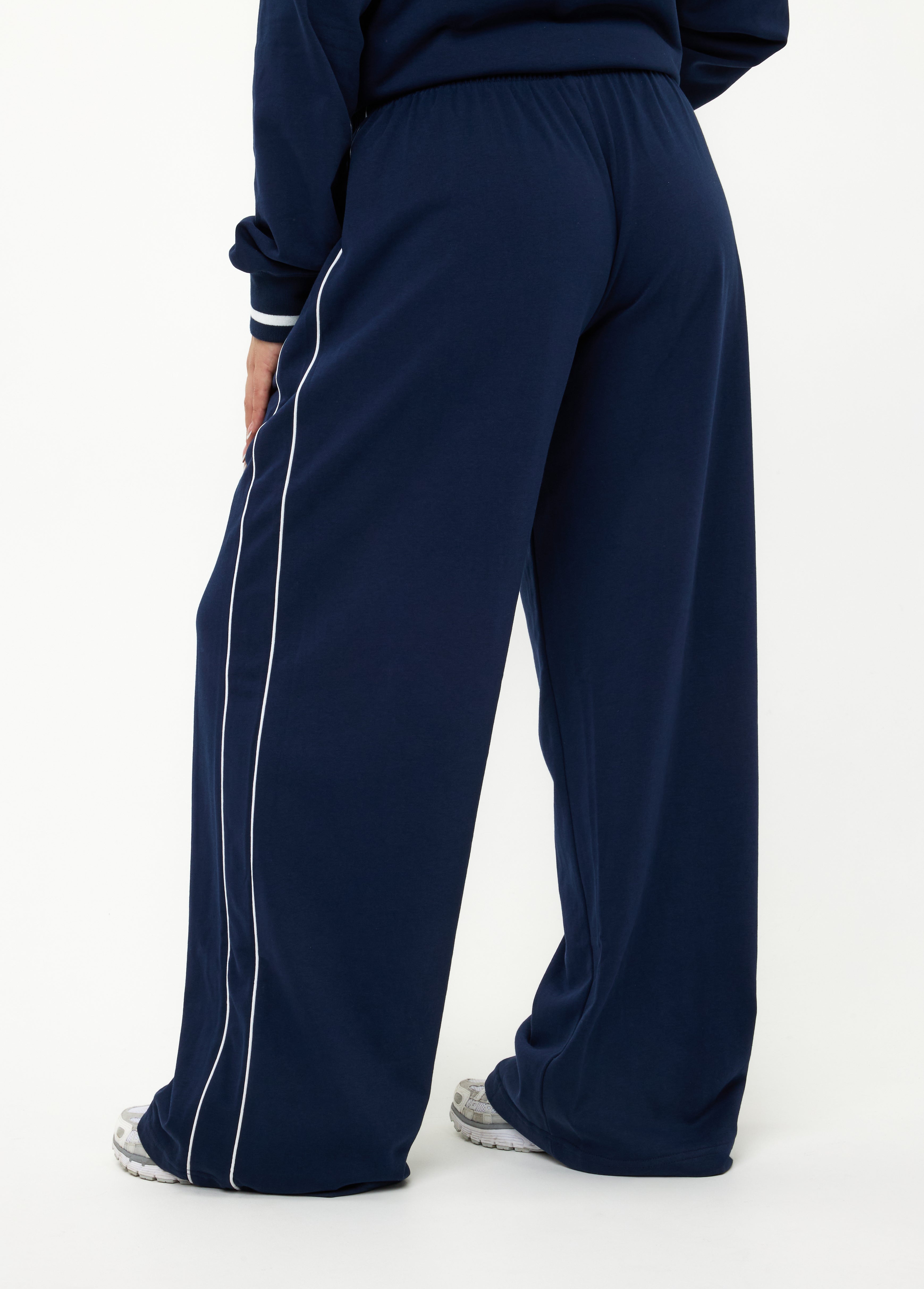Ares Straight Leg Joggers Navy Blue